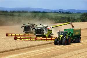        CLAAS, John Deere, New Holland, MEDION, LEXION, MEGA, Bizon  . - 