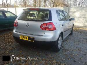 /      Volkswagen Golf V