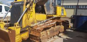      Komatsu D65  Caterpillar D6R