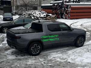      Rivian R1T  ,   !