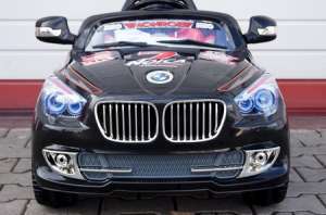  !   BMW X7 + / 