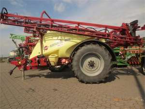 .   Hardi NAVIGATOR 4000. - 