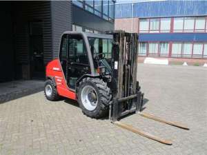 .   Manitou MH25-4T.