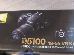    Nikon D5100/18-55VR