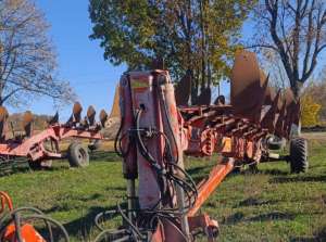   8    Kuhn Challenger 8 ,11 000$ - 