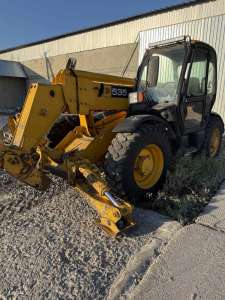   JCB 535-125. 33000$