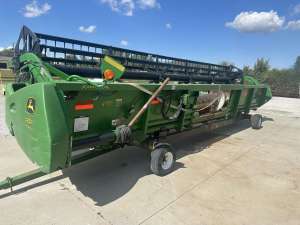   John Deere 625 F 7,6  20 000$