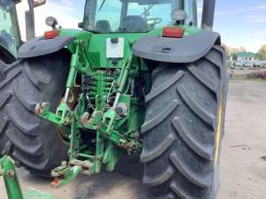   John Deere 8520. ֳ 65 000$