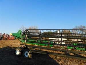   John Deere 922F 16 680$ - 