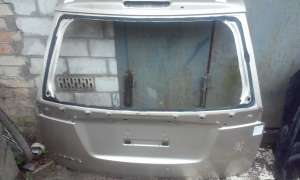   Kia Carens - 