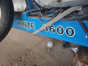   Kinze 3600,55 000$