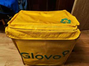 ! 2  GLOVO,   . , 1000 . - 