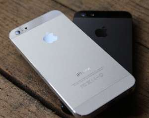  Apple iPhone 5 16GB !    - 