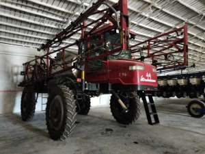  Case IH Patriot SPX II 2006 .. 45 000 $. - 