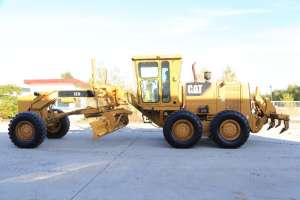  CAT 12 H (717). - 