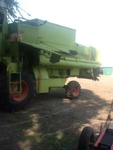  Claas Dominator 105