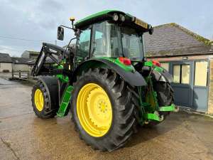  John Deere 6100MC