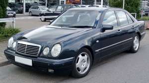  Mercedes W210