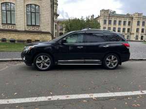  Nissan Pathfinder, 13900 $