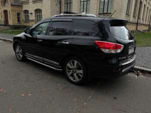  Nissan Pathfinder, 13900 $