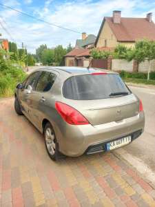  Peugeot 308, 6300 $