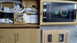  Samsung i9500 Galaxy S4 16GB   - 