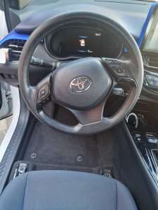  Toyota C-HR, 21000 $