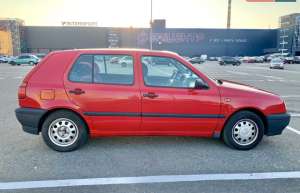  Volkswagen Golf, 2550 $