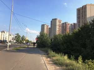 80 соток в собственности метро Позняки с широким фасадом. - объявление