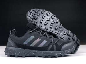 i :  Adidas Terrex - 