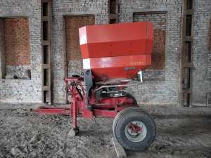 KUHN AXIS 30.1 ֳ 4 000 $ - 