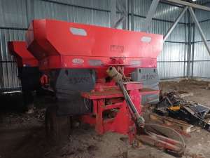 KUHN AXIS 30.1 ֳ 4 000 $ - 