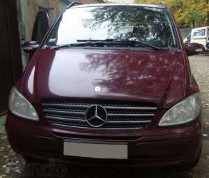 Mercedes Viano 2006 .   - 