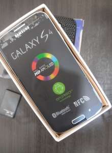 Samsung Galaxy S4 i9500 () 4.8 Wi-Fi