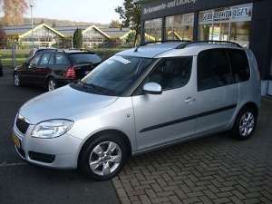 Skoda Roomster    - 