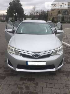 Toyota Camry hybrid 2014 - 