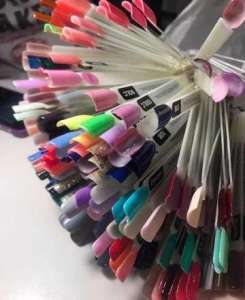 Манікюр, педикюр метро Харьківська, ЖК Лебединий