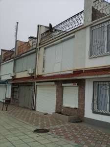 Николаевка, Крым - прямо на пляже, продам, сдам, обменяю на Москву, Киев, Минск и другое дом, минигостиницу! Все удобства! - оголошення