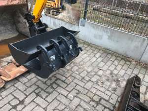 Предлагаем мини-экскаватор JCB 8018, 2014 г.в. (916)
