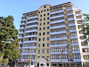 Продам 3-х к.квартиру в Ялте с отделкой - объявление