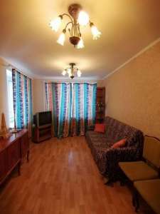 Продам 3-х комнатную квартиру на пр. Глушко