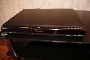 Продам мультиформатный проигрыватель Panasonic DMR-EH67 - оголошення