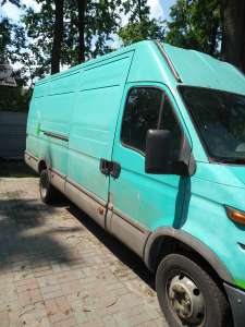 Сдам в аренду Ивеко Дейли 2.8 тди, длинна 4.5 м,ширина 1.75 м, высота 2 м, грузоподъёмность 2 тонны - оголошення