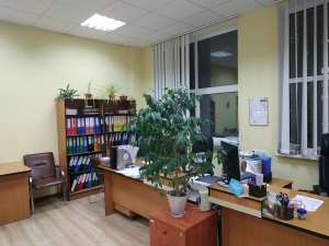 Сдам офис, 86 м.кв., возле метро Лукьяновская, ул. Мельникова 81А, От Хозяина. - объявление