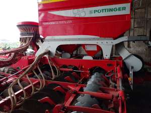 ѳ Pttinger Terrasem C 6 Fertilizer 2020   